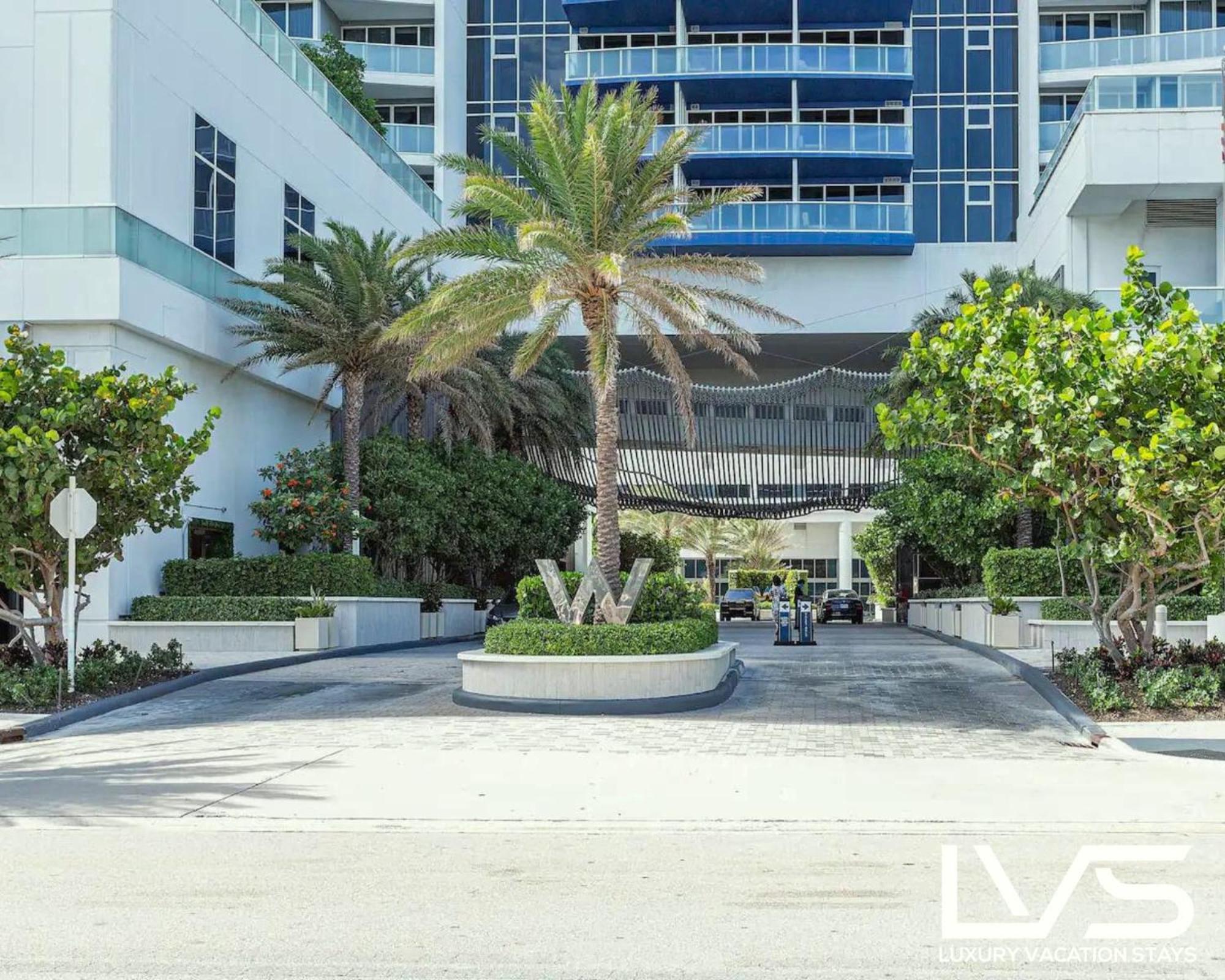 W Ftl 1409 Beachfront 2 Bedroom & 2 Bathroom *