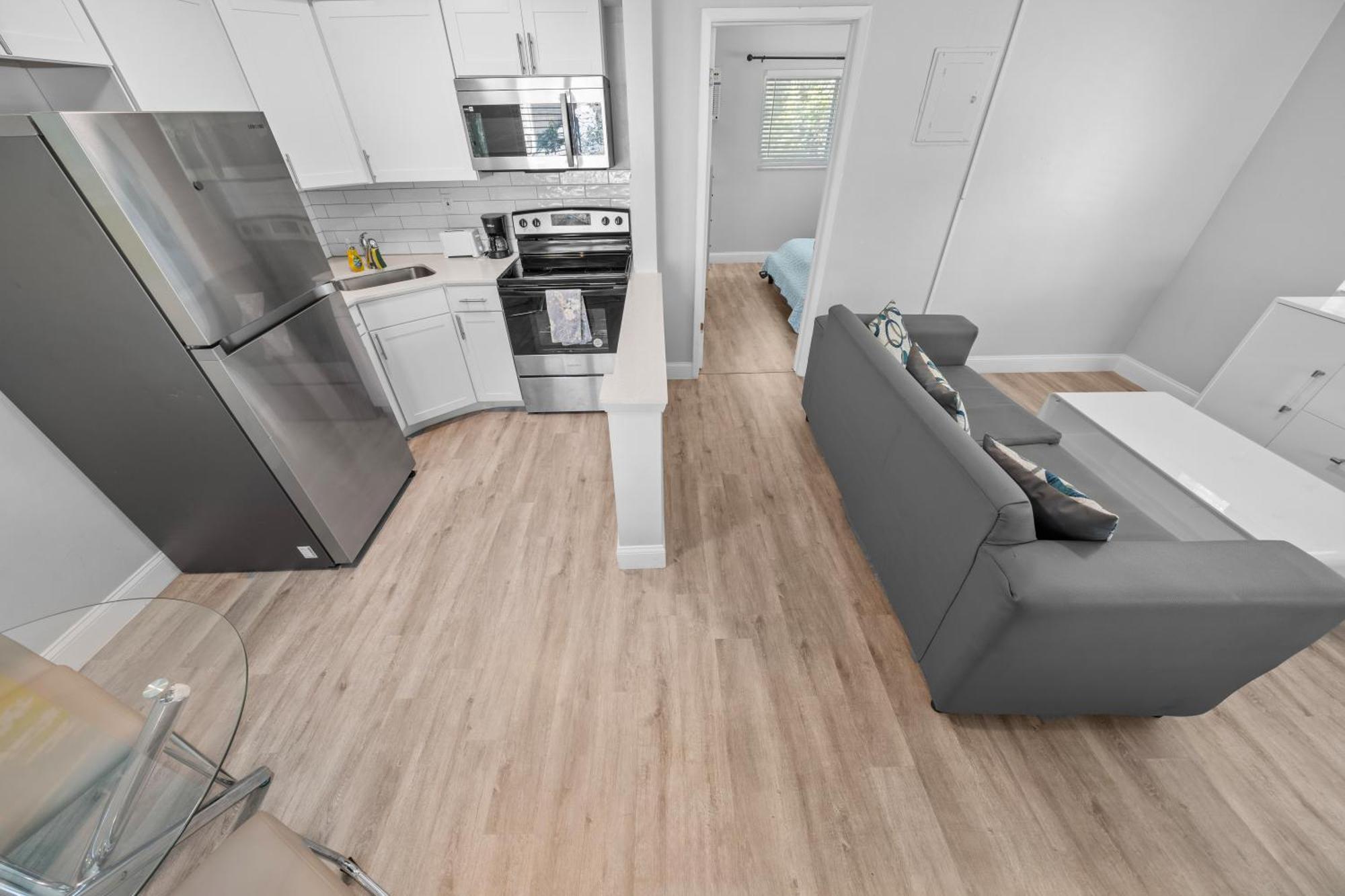 Riverbend By Lowkl Apartment