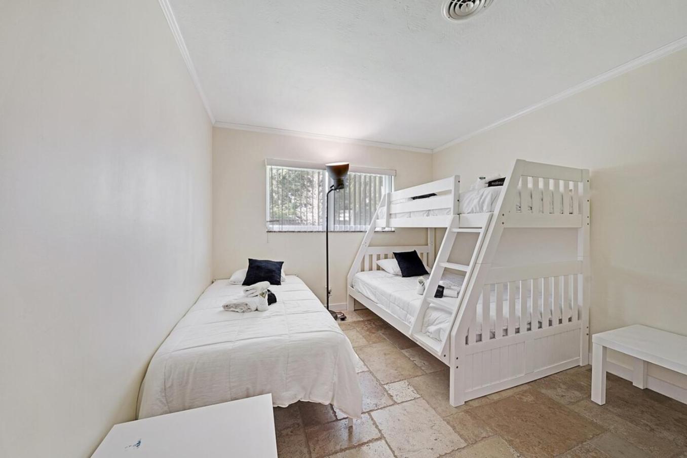 Holiday home Wpool By Pmi Unit 332 *