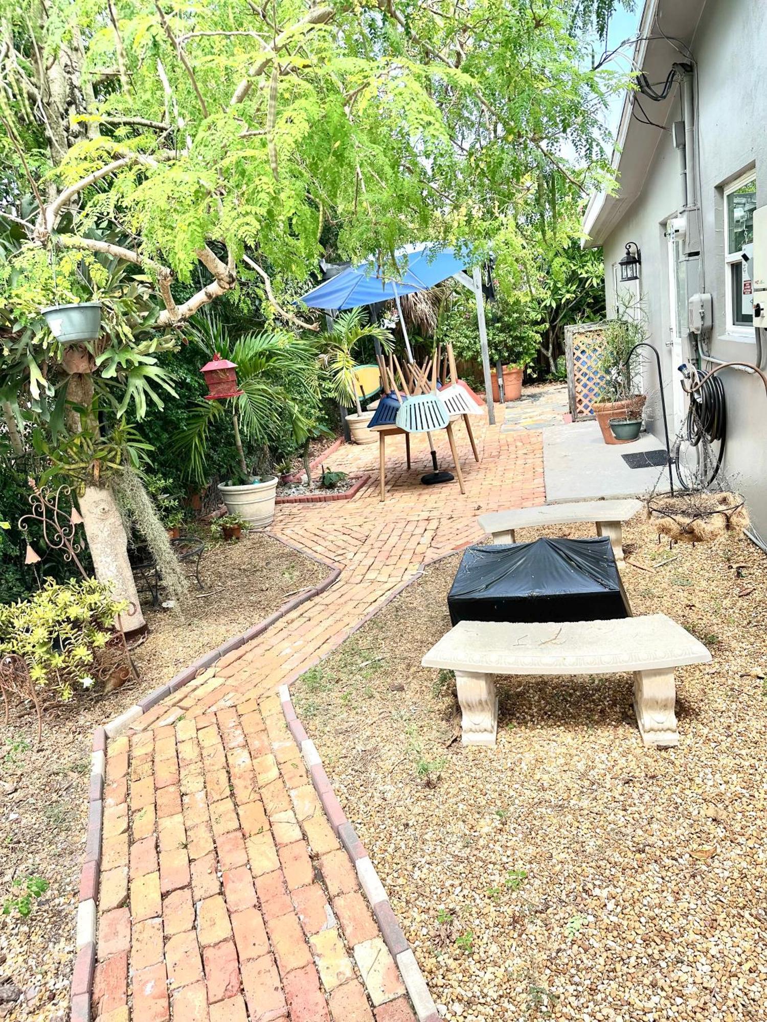 Elles Place Guest house Fort Lauderdale