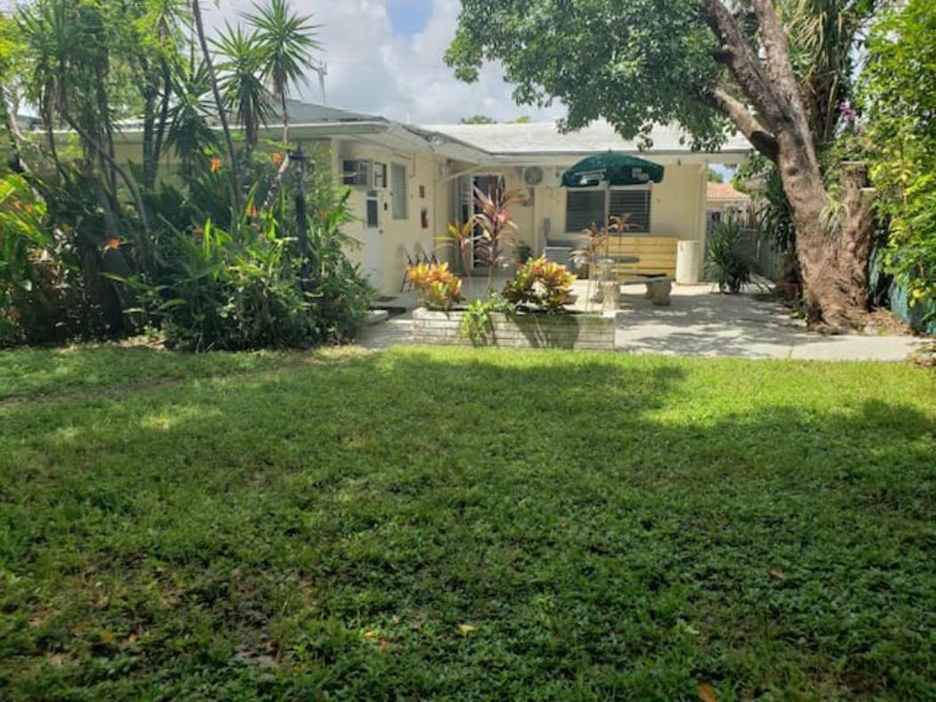 Apartment Apts With Backyard Near Lauderdale Beach, Nightlife, Cruise Port, Airport *