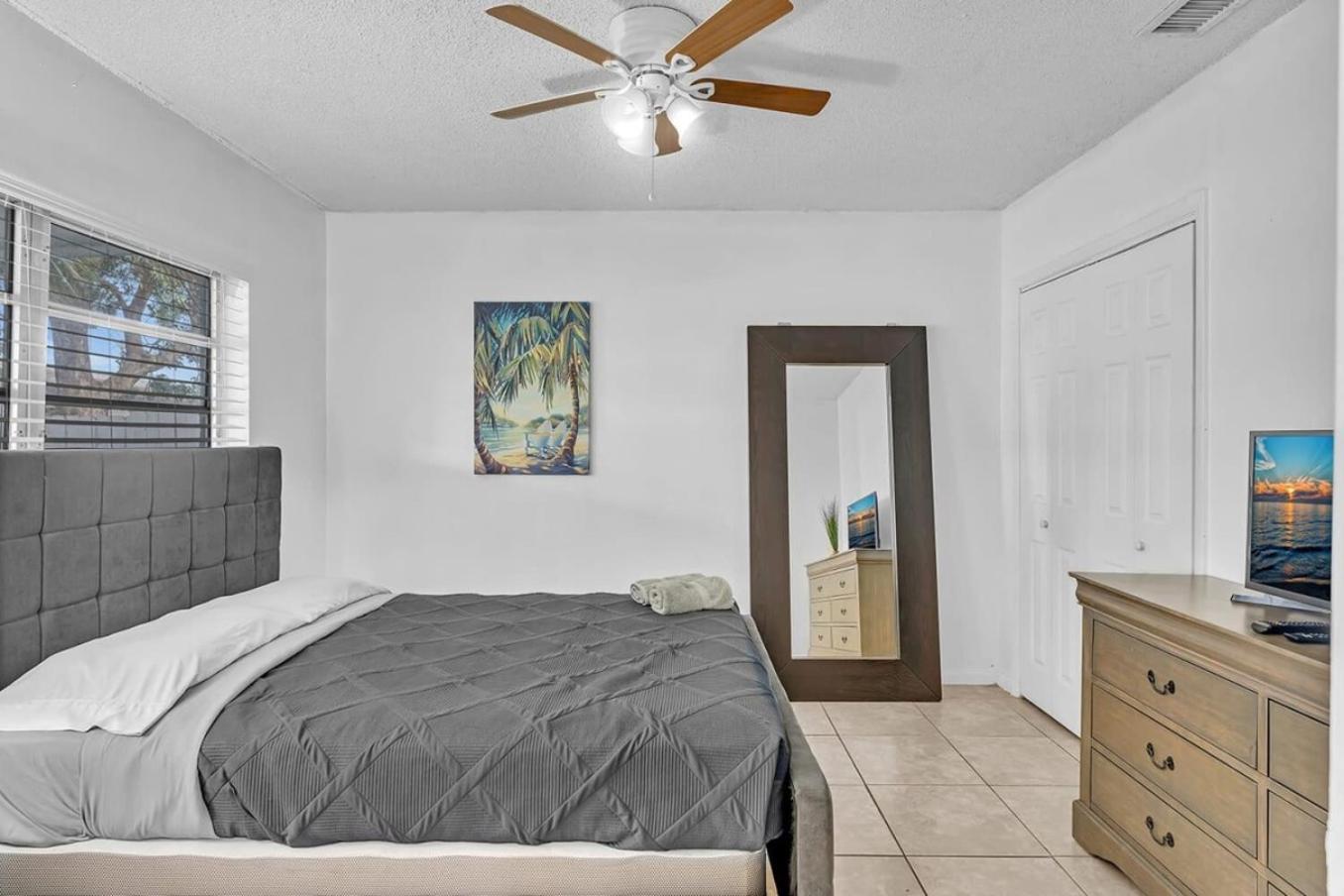 Lakeside 3 Bdrm & Casino L2