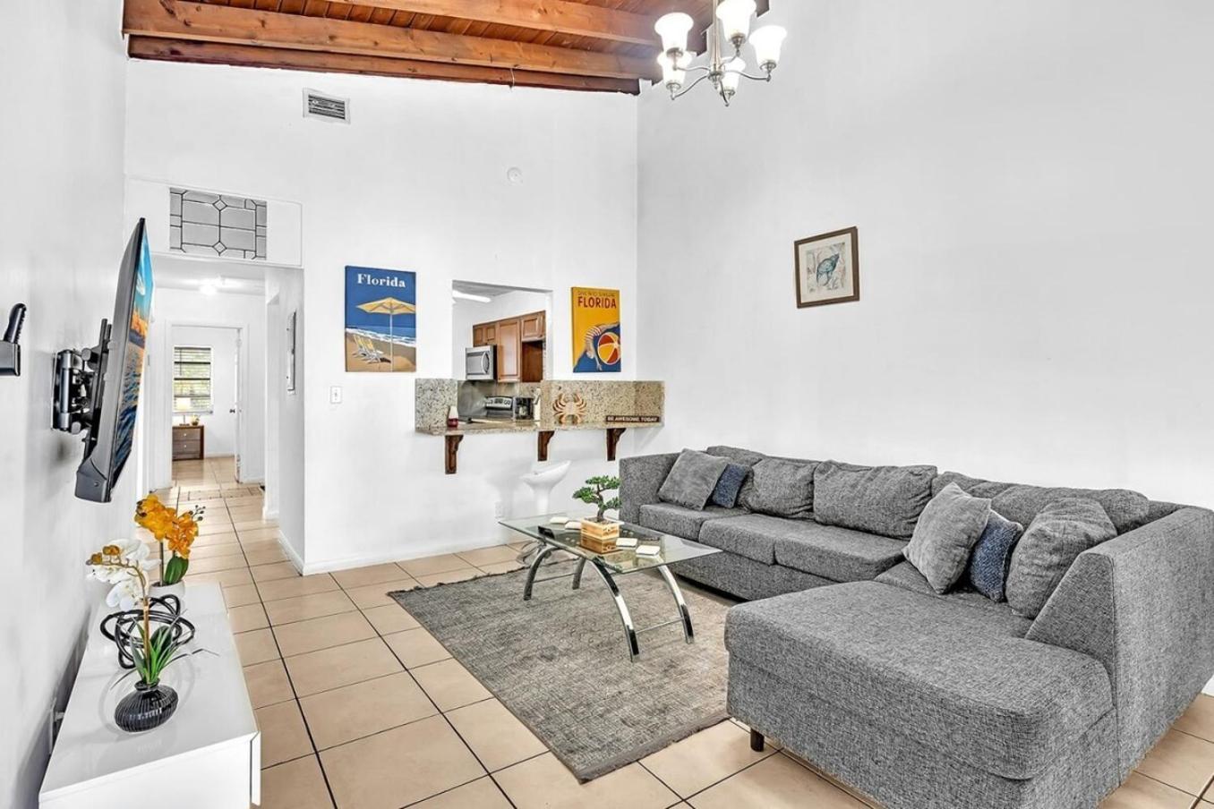 Lakeside 3 Bdrm & Casino L2 Holiday home