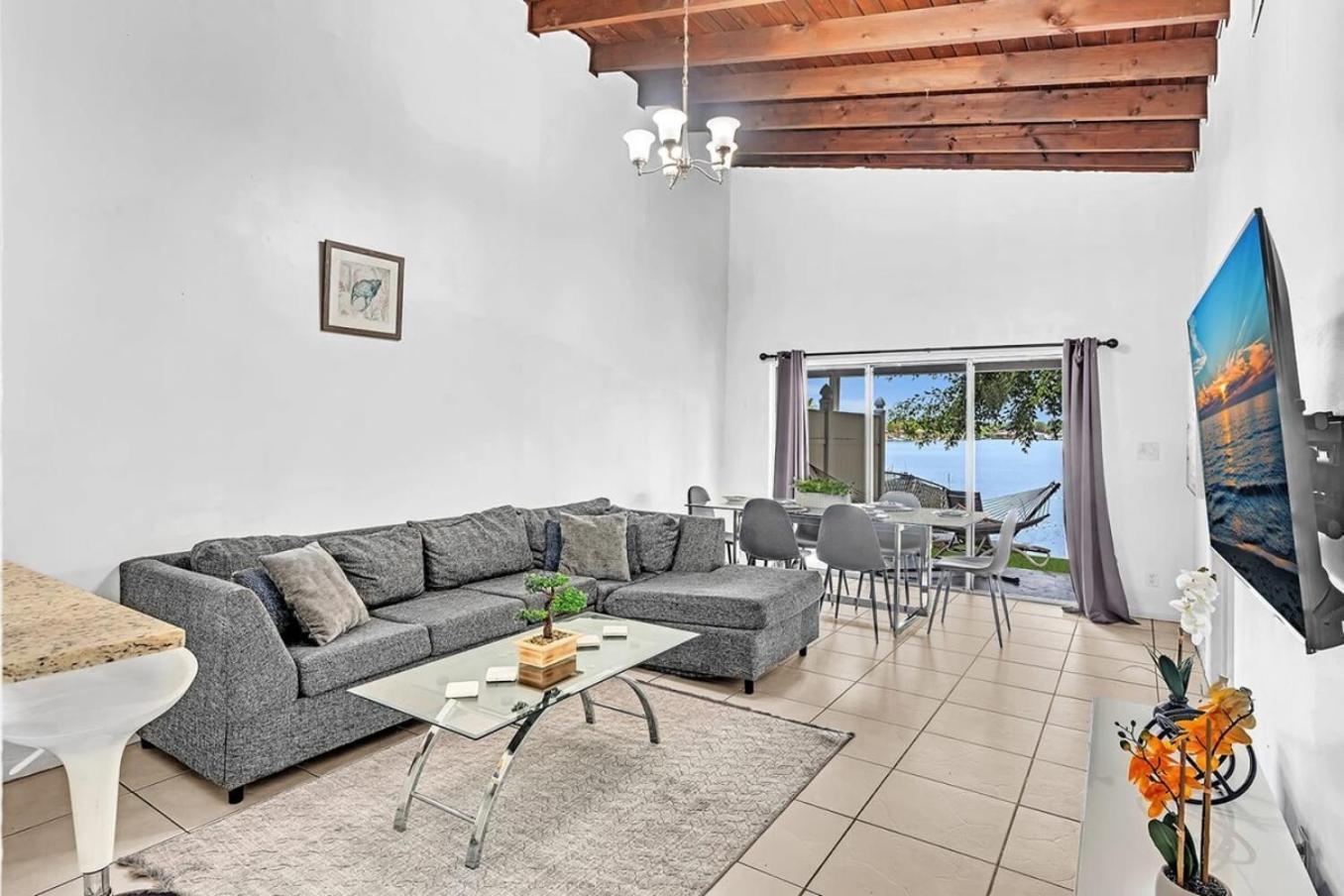 Lakeside 3 Bdrm & Casino L2 Fort Lauderdale