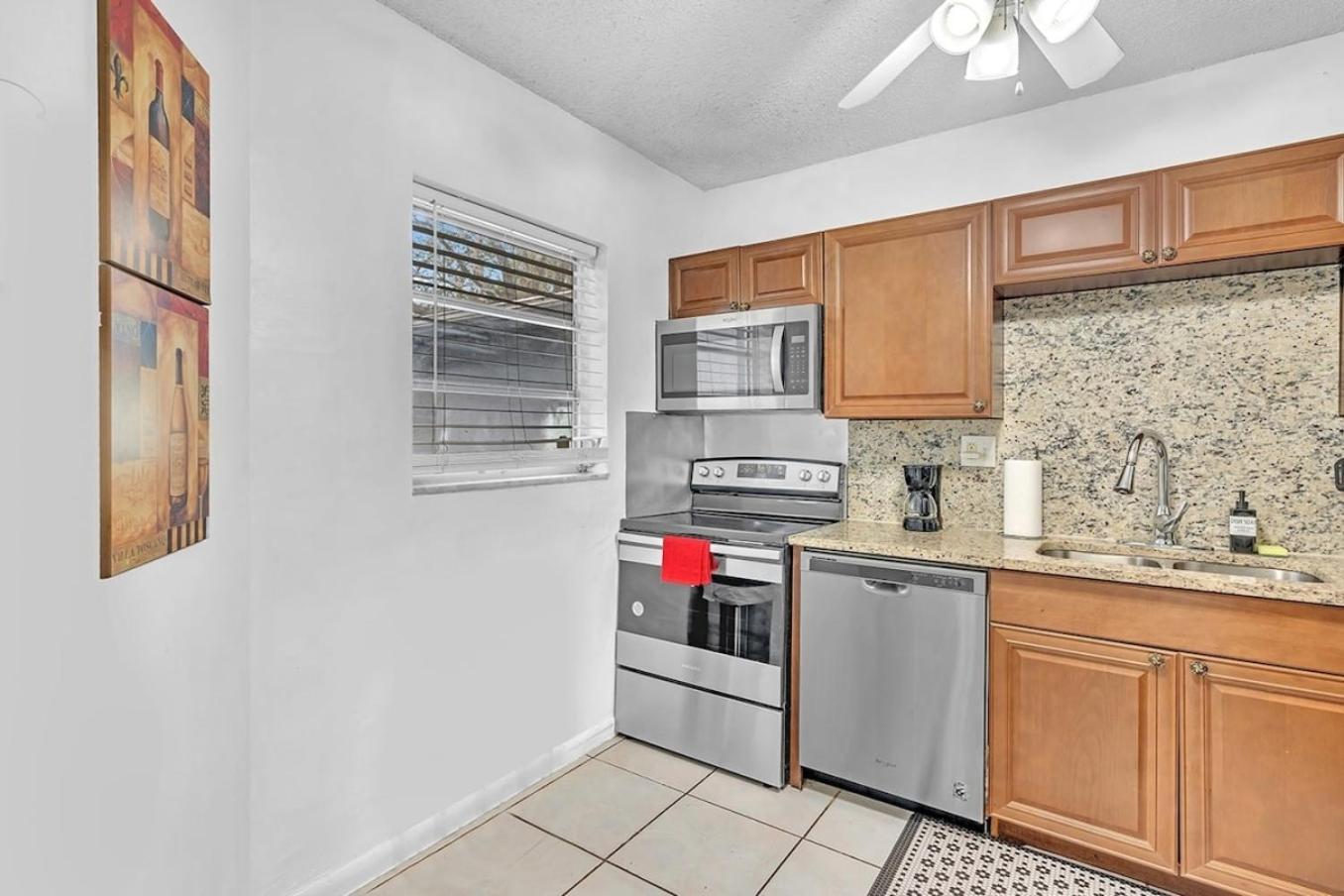 Lakeside 3 Bdrm & Casino L2 * Fort Lauderdale