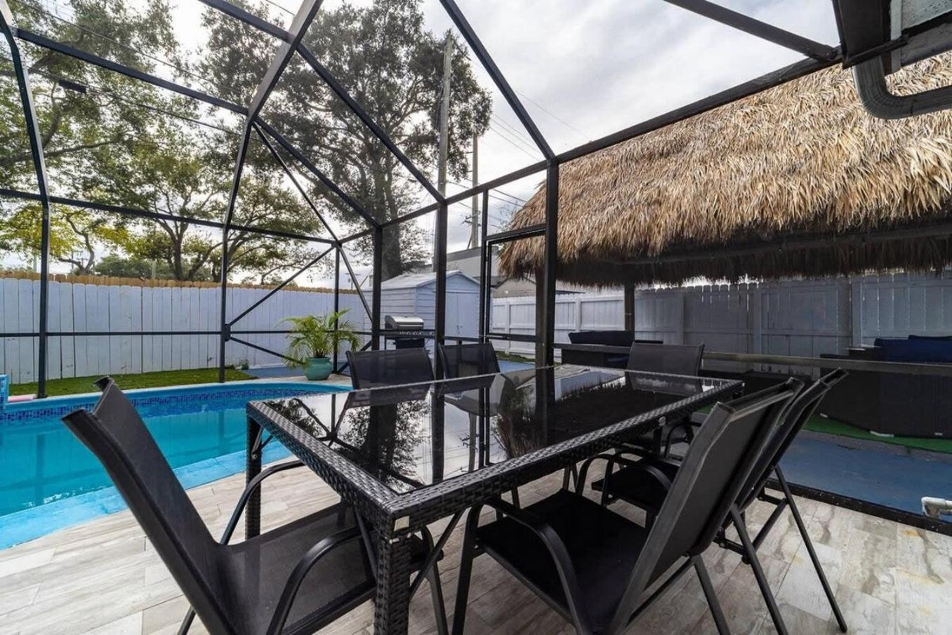 Private Heated Pool In Ftl Near Holiday home Fort Lauderdale