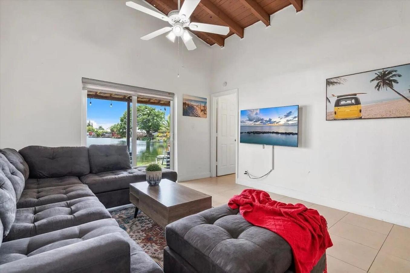 Lakefront 3 Bdrm Ftl & Hard Rock Casino *