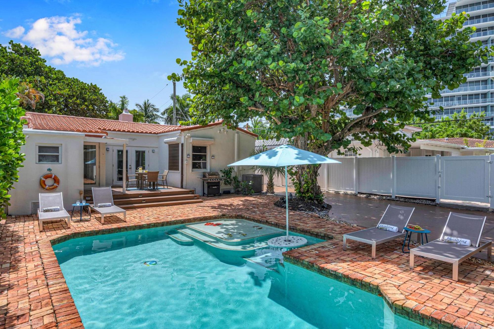 Two One Game Heated Pool 2 Hot Tubs Steps From Resldences * Fort Lauderdale