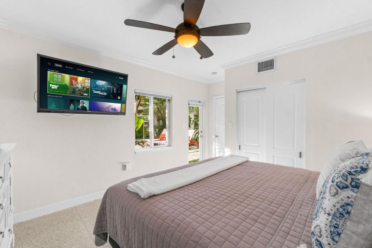 Steps To Heated Pool 2 Together Sugar Key Resldences Holiday home Fort Lauderdale
