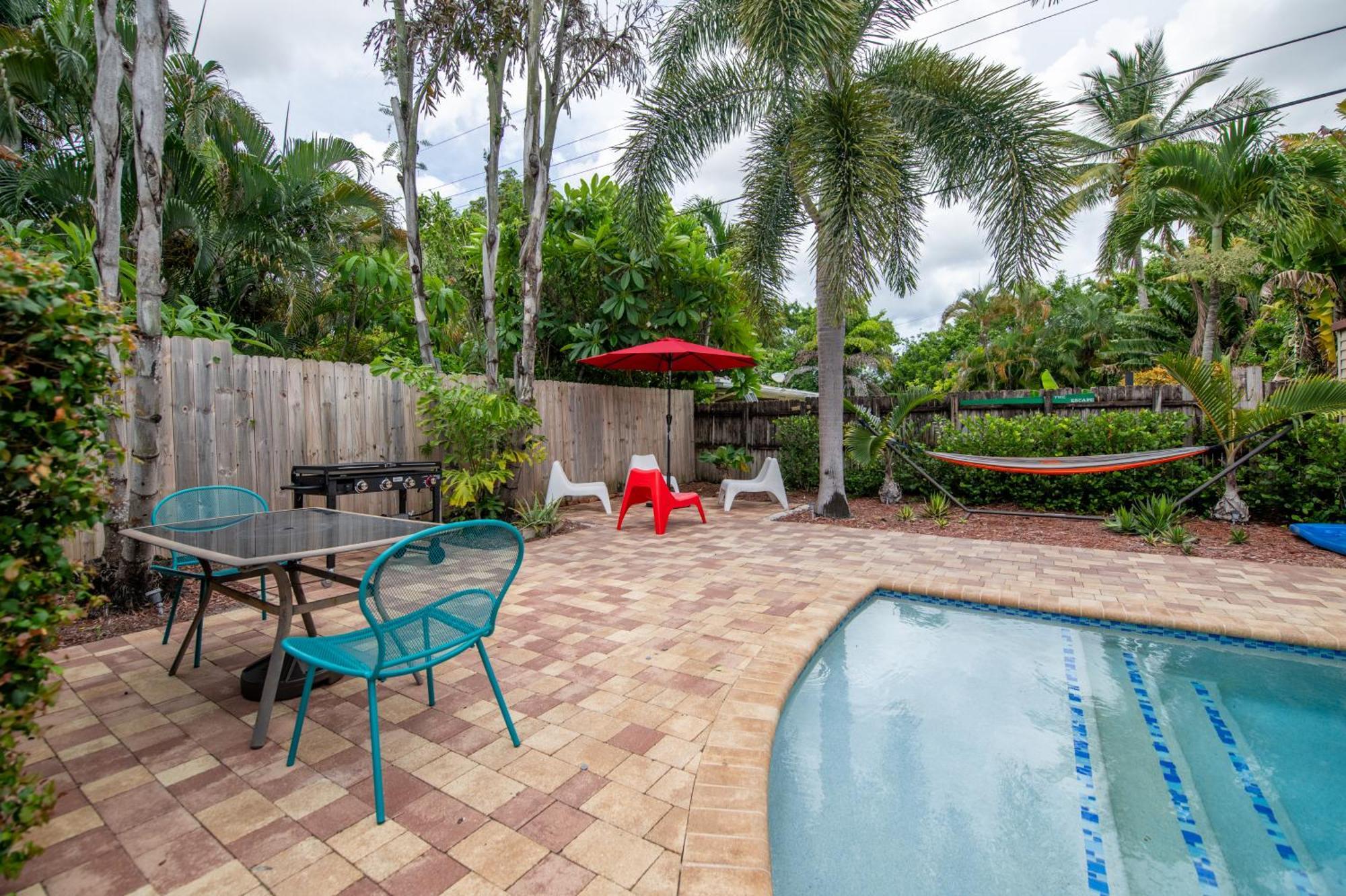 3br Villa! Amazing Pool, Bbq, Billiards, Near Beach!! Holiday home *