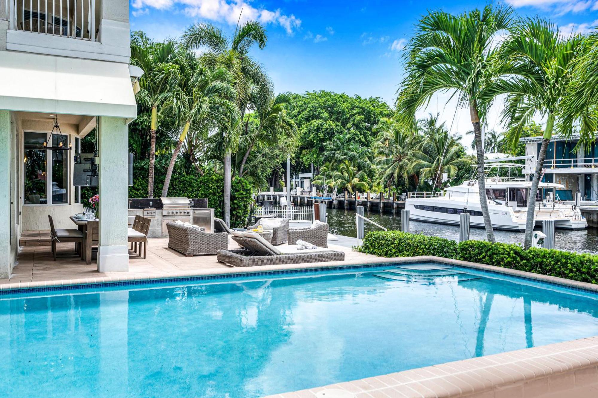 Mediterranean Venice Of America Riverside View Access Fiesta Key Vlllas