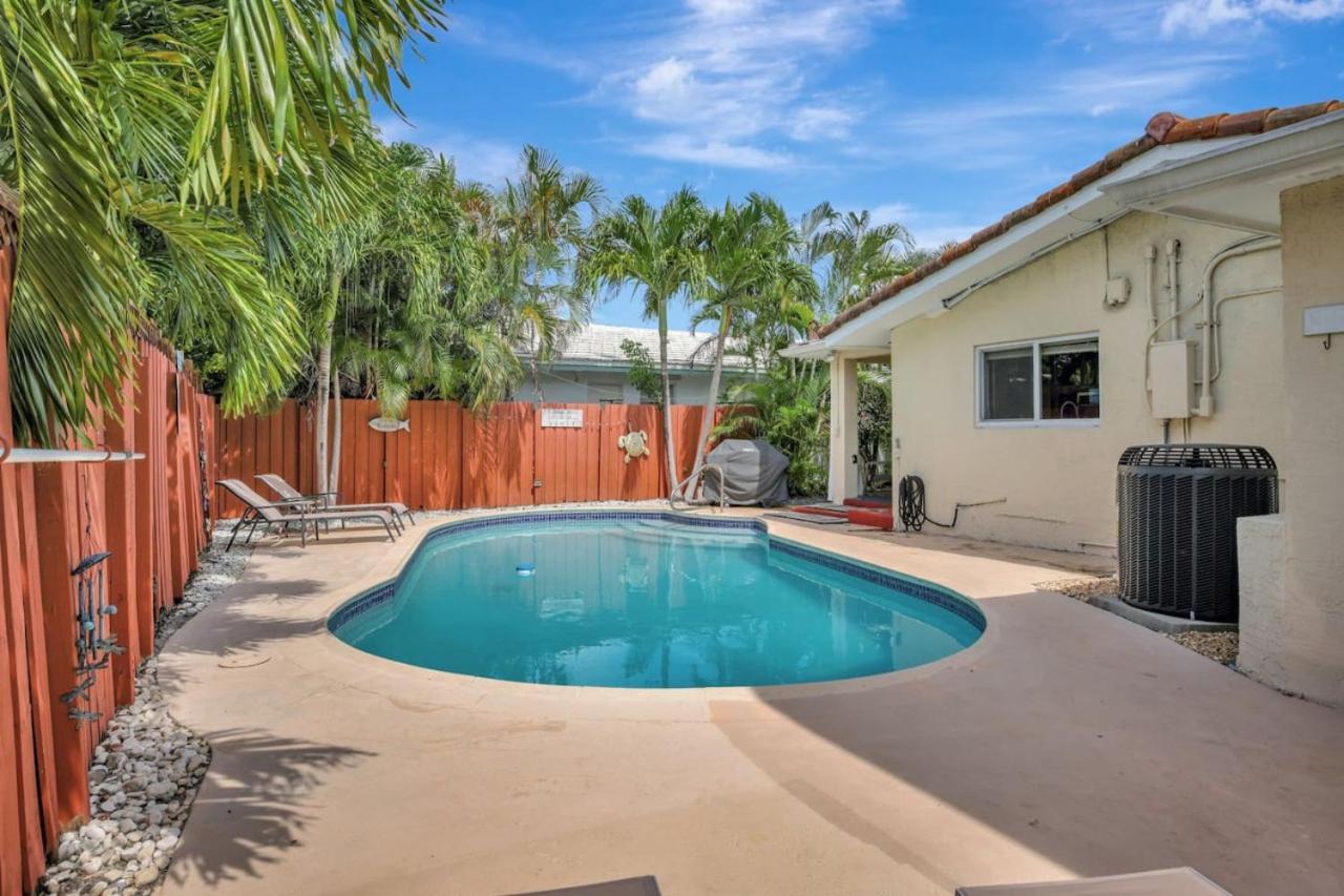 Trendy 1br 2ba Heated Pool Short Walk To The Holiday home *