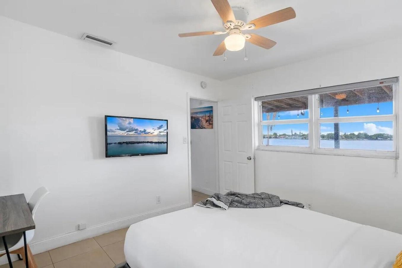 Holiday home Lakefront 3 Bdrm Ftl & Hard Rock Casino *