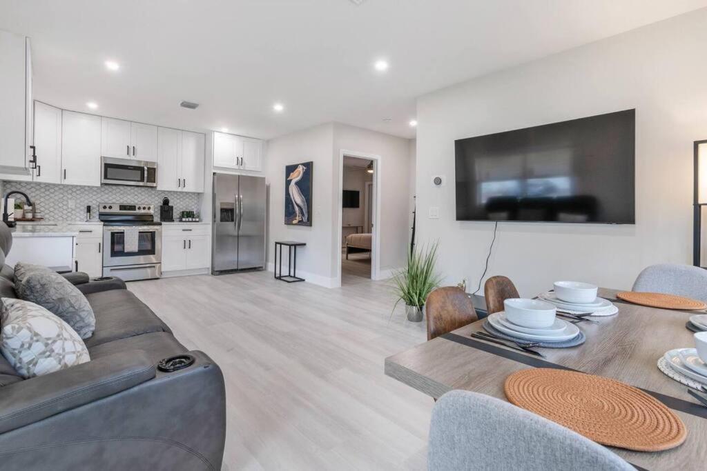 Cozy Victoria Park Retreat Unit 3 - Olas Fort Lauderdale