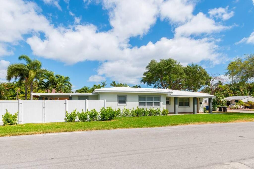 Cozy Victoria Park Retreat Unit 3 - Olas * Fort Lauderdale