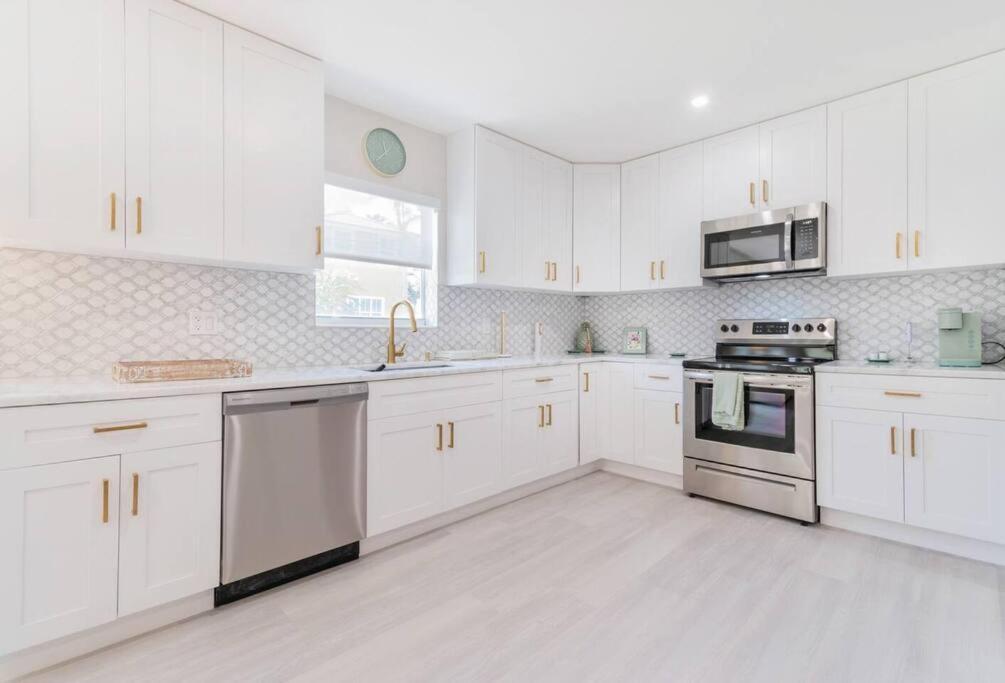 Executive Retreat Unit 1 - Lauderdale Fort Lauderdale