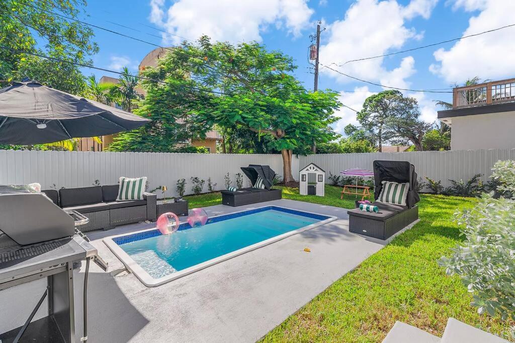 Holiday home Stylish 4-bedroom Near Downtown Lauderdale *