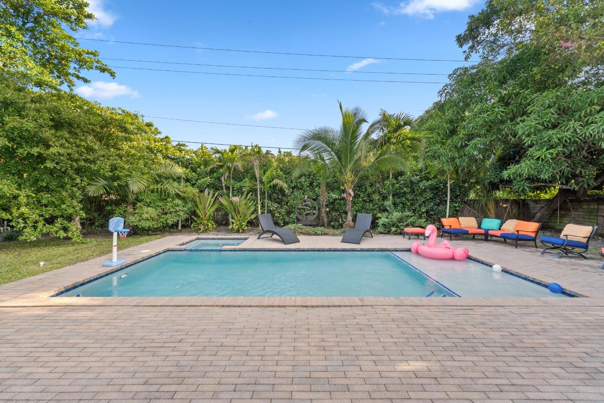 Spacious 4br, 5 Min Chase Stadium, Pool & Jacuzzi *