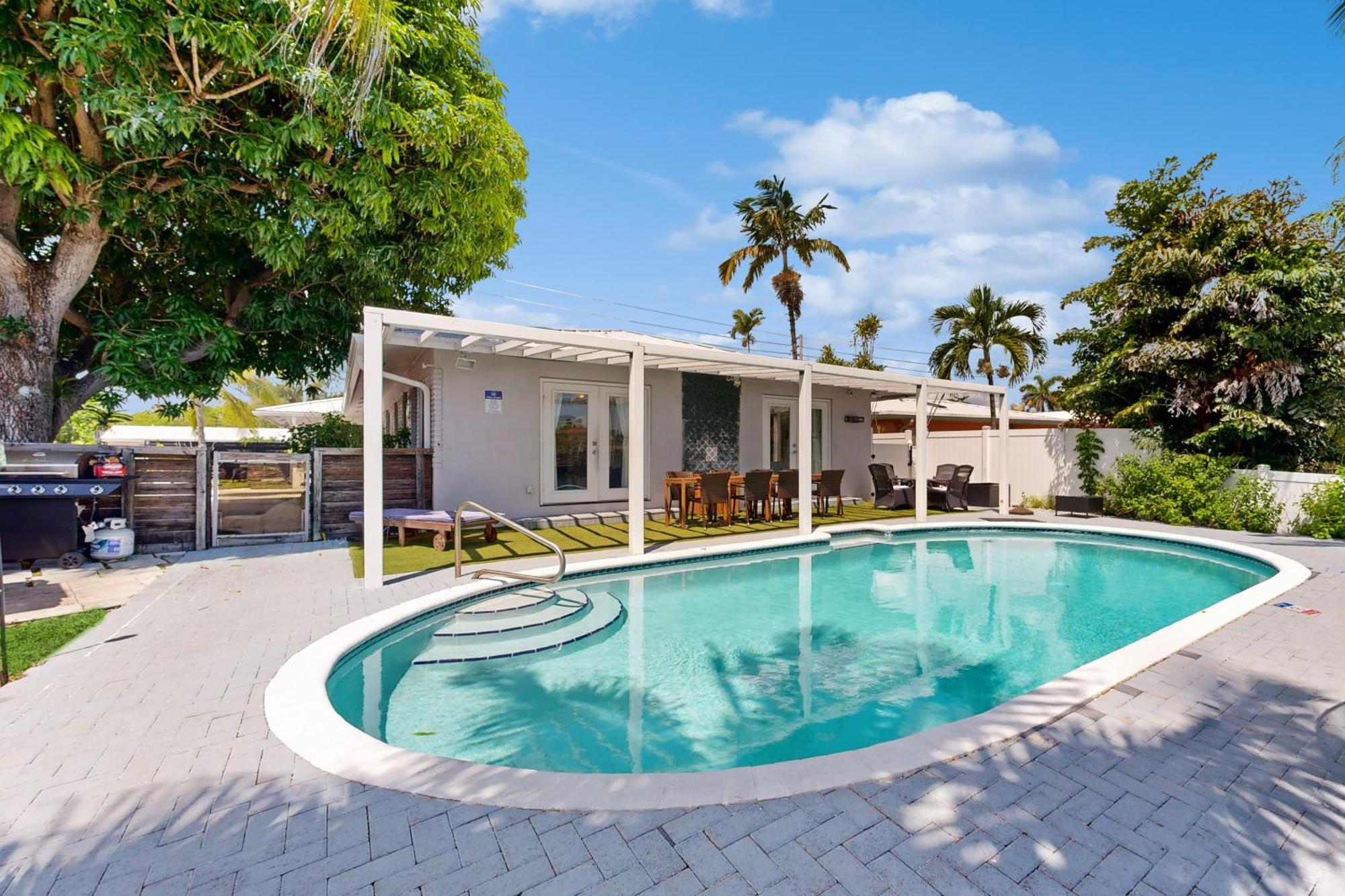 The Manors Waterfront Oasis # 1