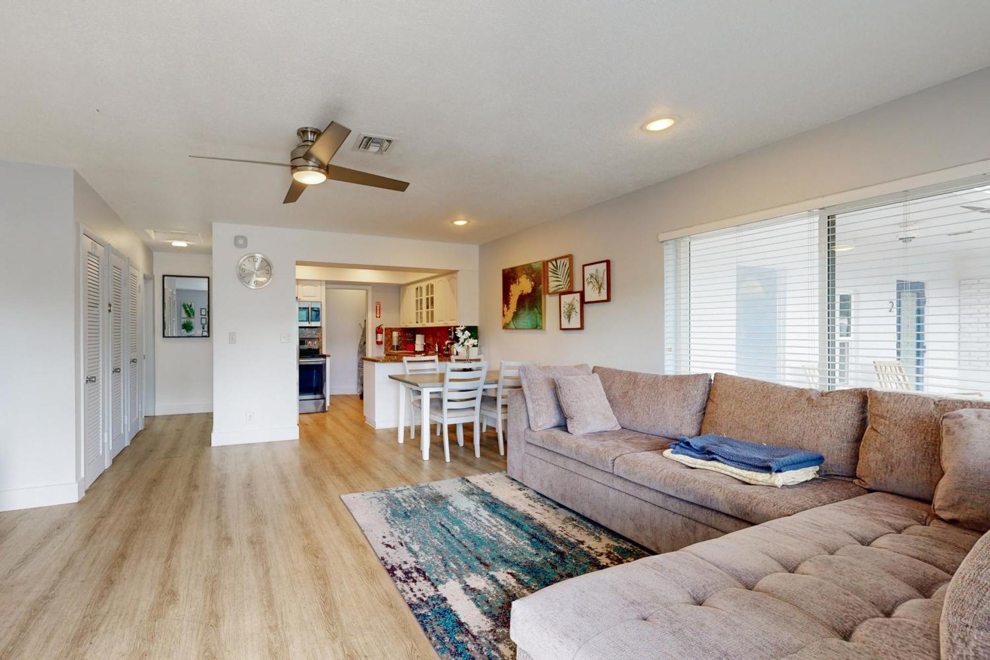 The Manors Waterfront Oasis # 1 Apartment