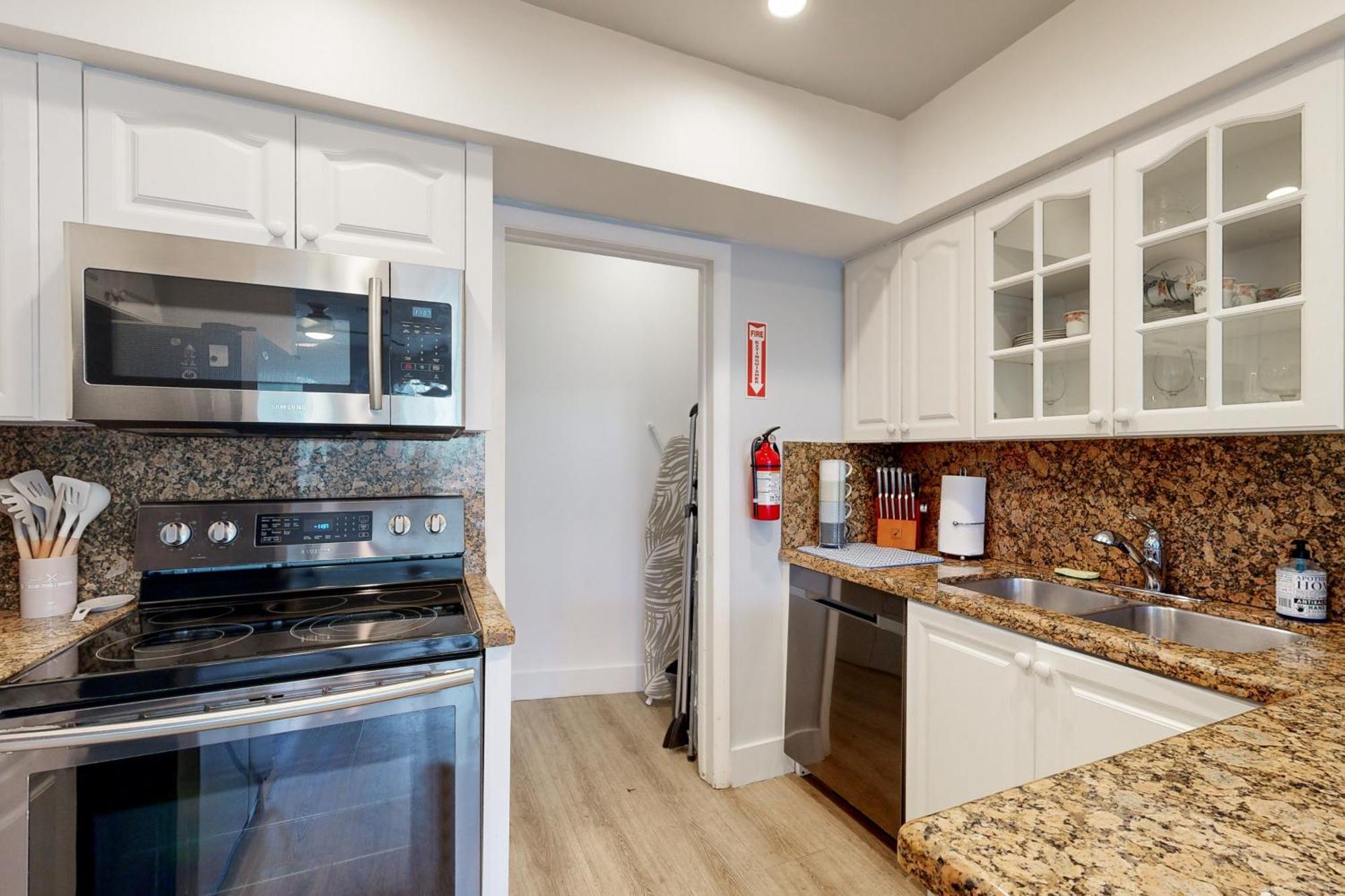 The Manors Waterfront Oasis # 1 Apartment Fort Lauderdale
