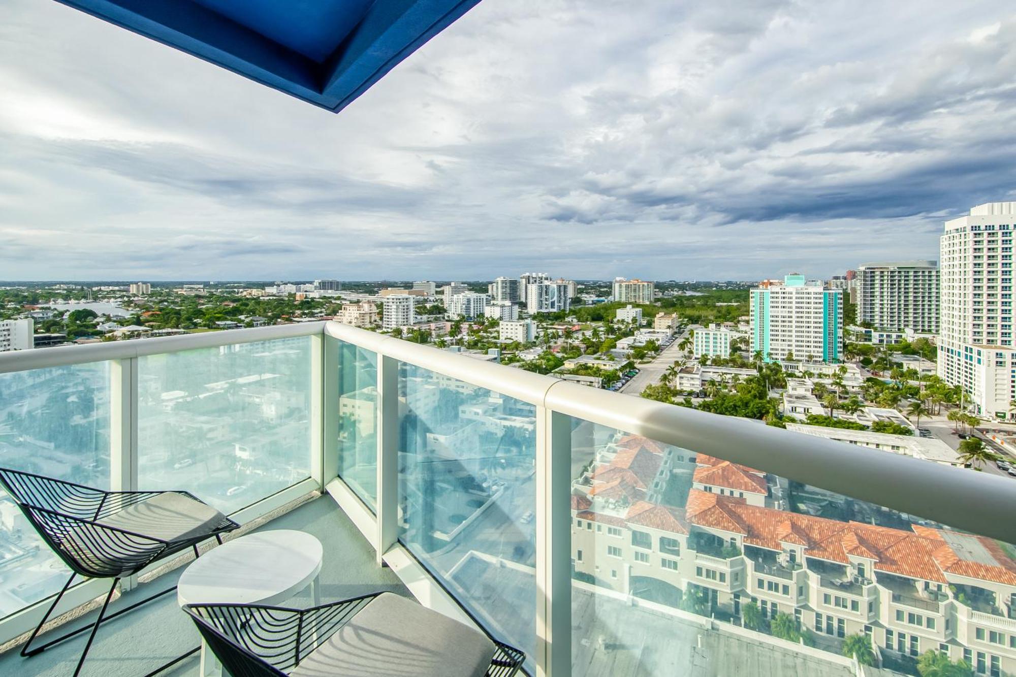 The Residency At Lauderdale Apartment