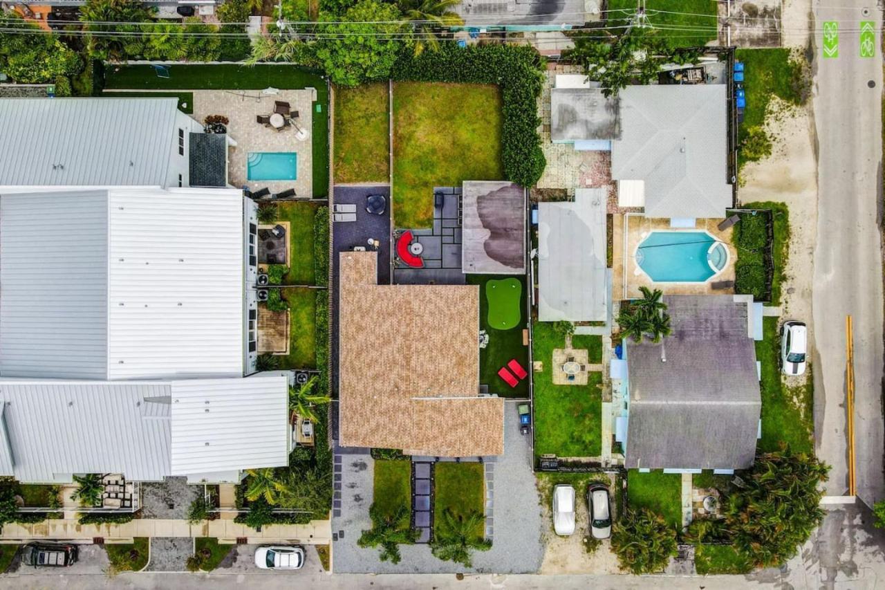 Holiday home Lovely 2br 2ba Modern Flat With Vibrant Backyard