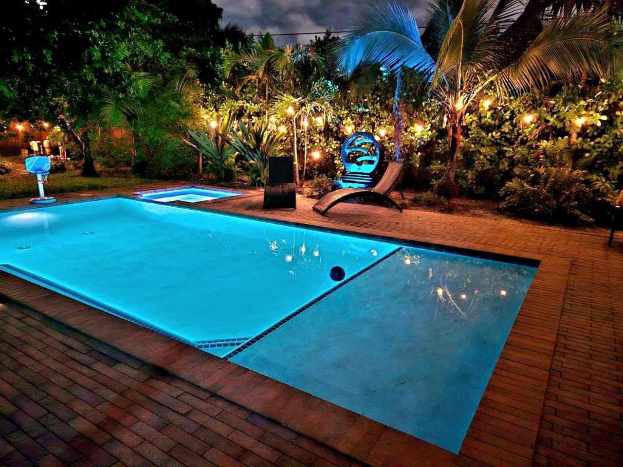 Spacious 4br, 5 Min Chase Stadium, Pool & Jacuzzi Fort Lauderdale