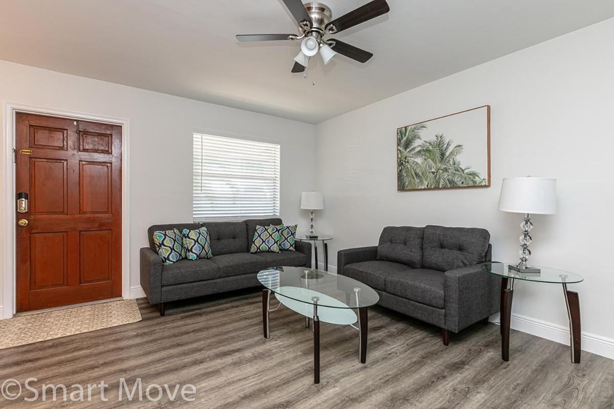 Tropical Breeze Unit 2 Apartment *