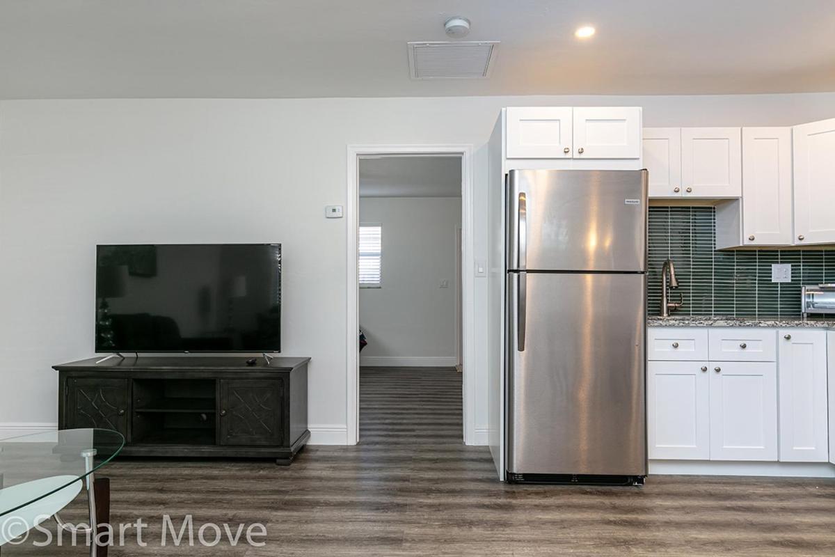 Tropical Breeze Unit 2 Apartment