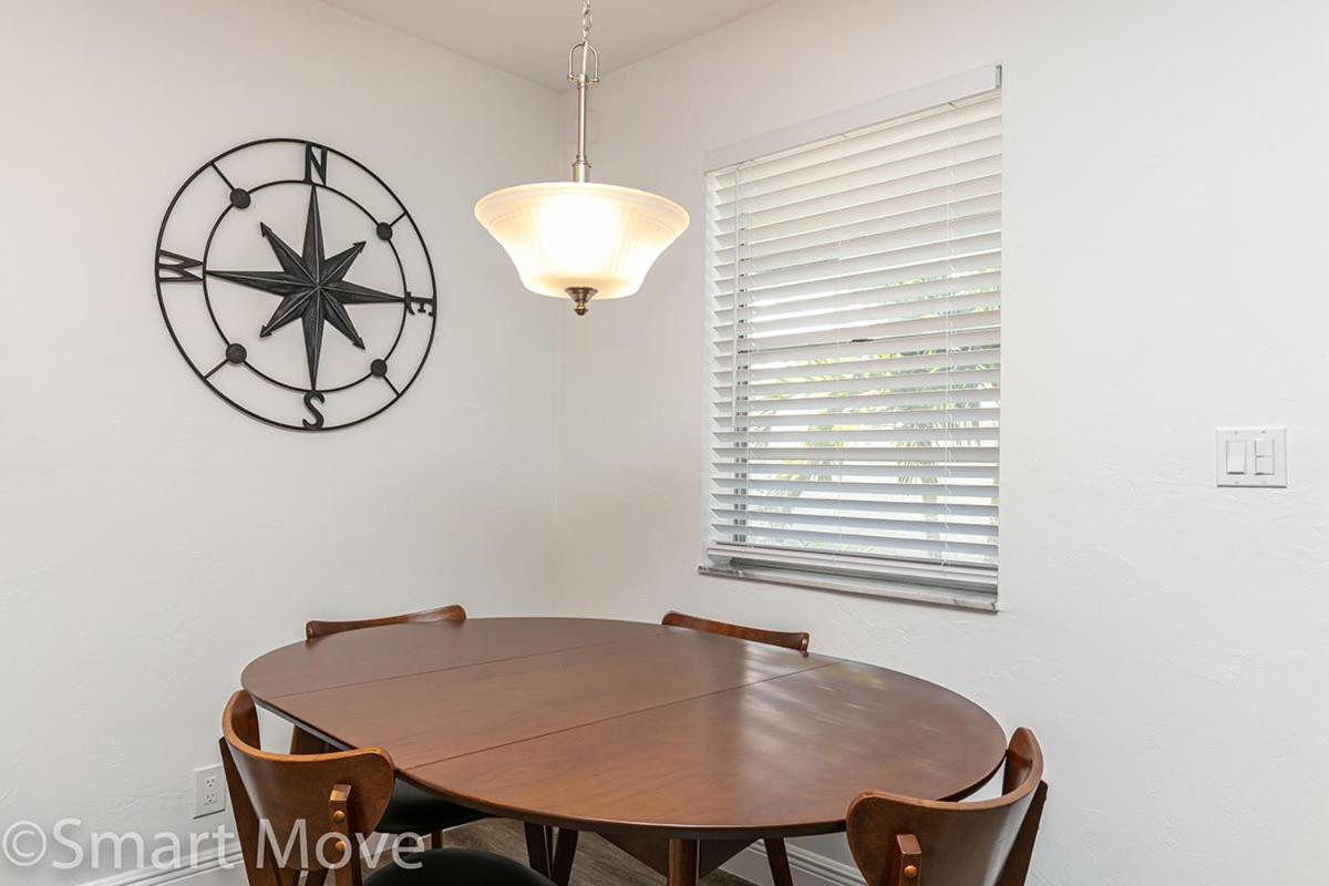 Tropical Breeze Unit 2 Apartment *