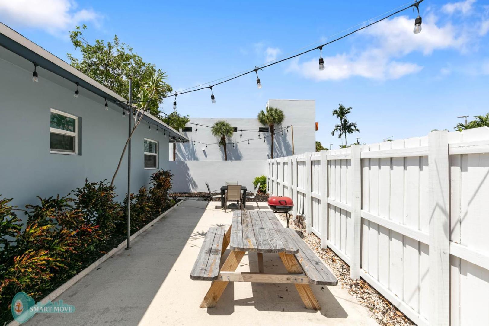 Tropical Breeze Unit 2 Apartment