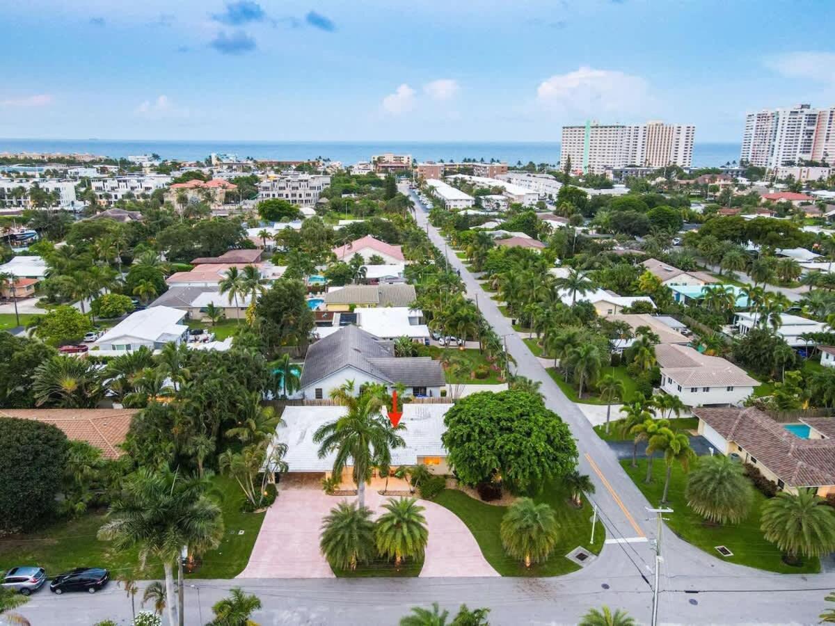 Walking From The 3br Fort Lauderdale