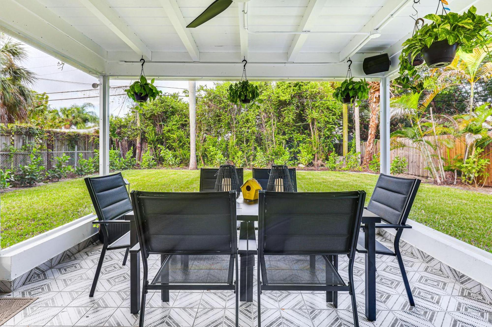 The Peacock Near Lauderdale Beach! Holiday home *