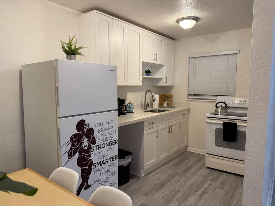 New Comfortable And Youthful Sport Apartment *
