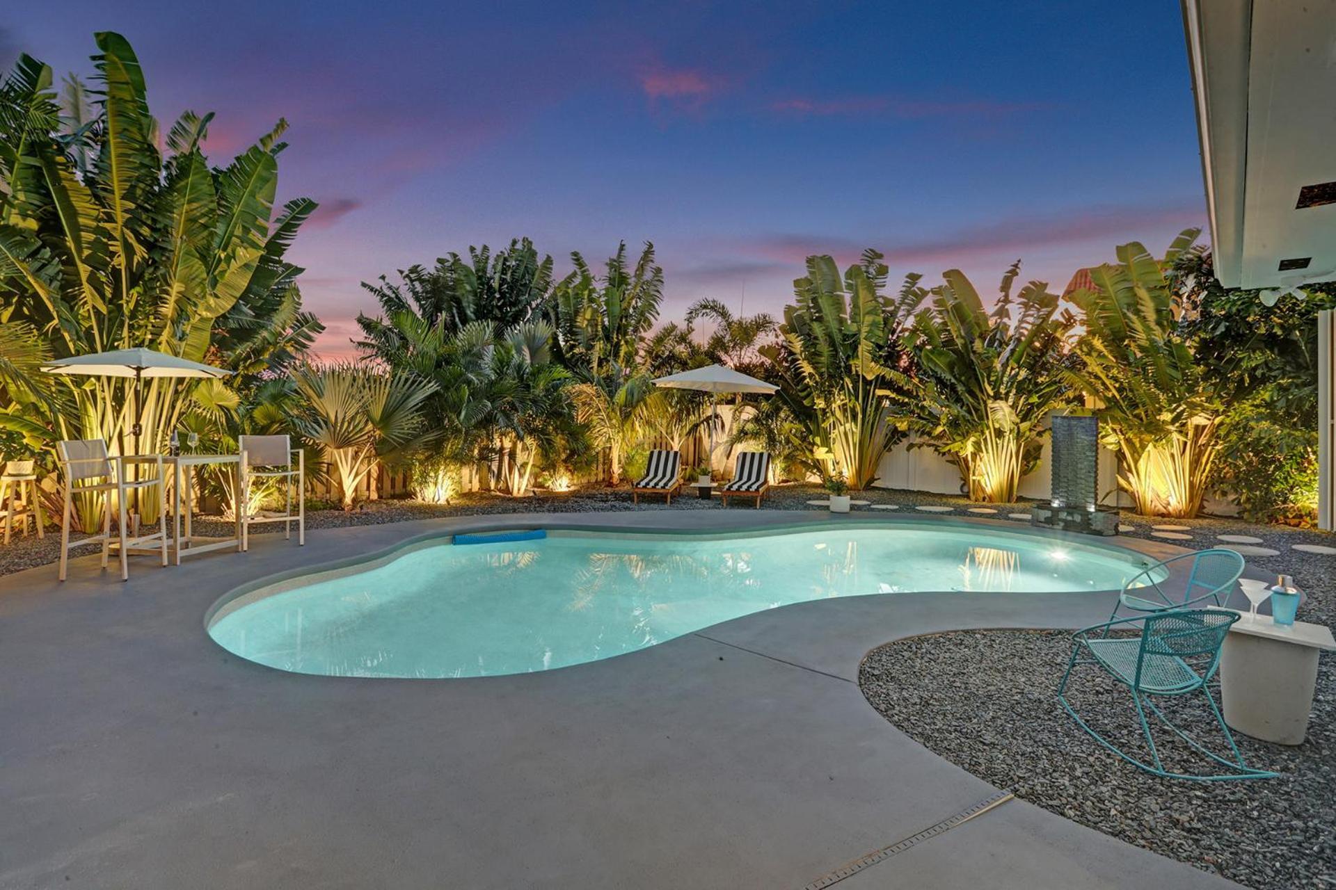 Entire Luxury Junior Suite, 8 Min From The