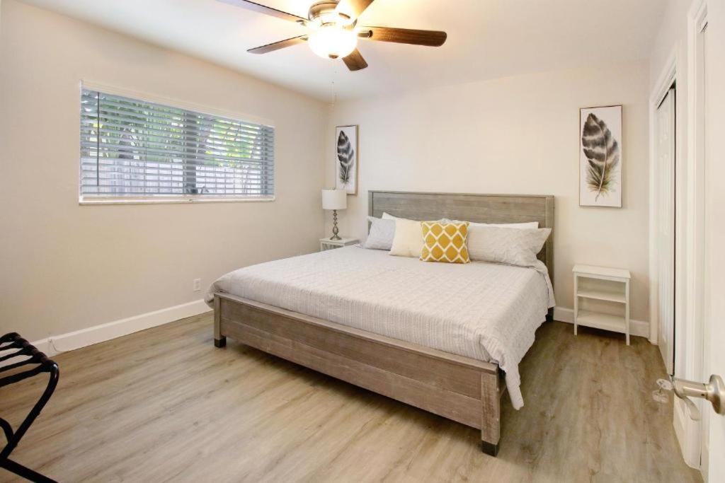Paradise Bay 3 Bedroom Waterfront Waterman's Retreat S Lauderdale Holiday home