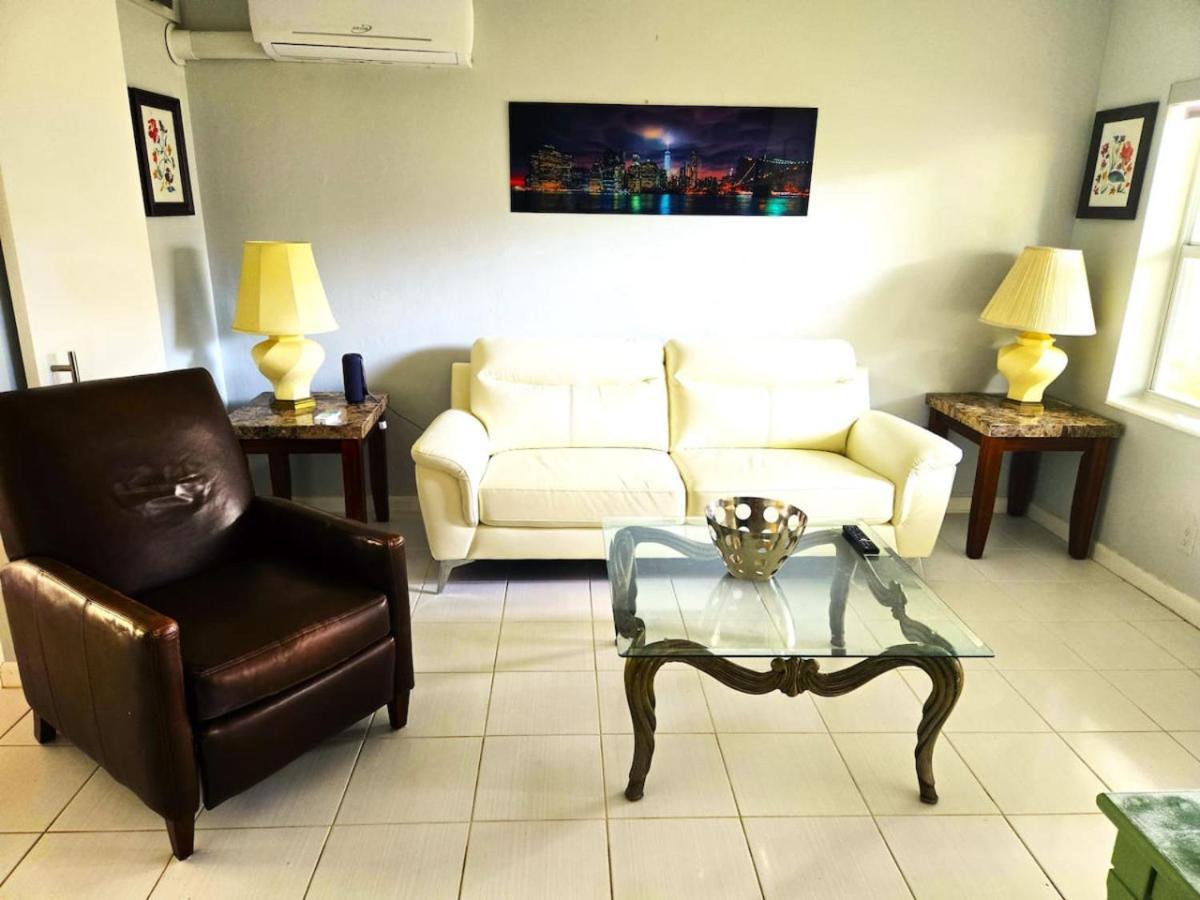 35 Apartment *