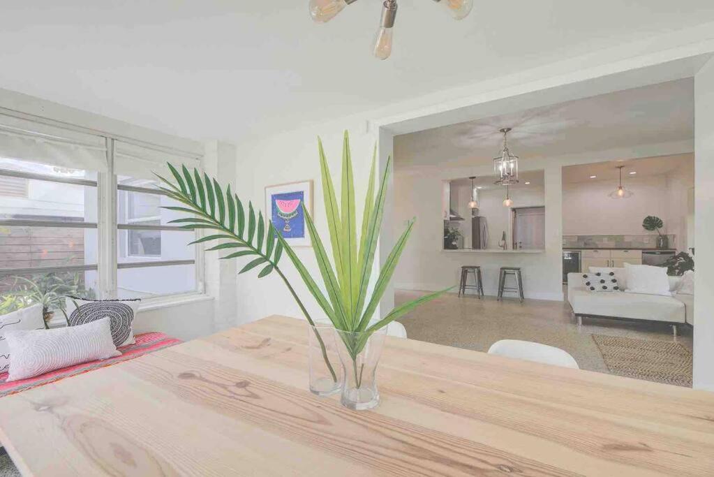 Cozy House, Sleeps 4, Close To Beach, Airport * Fort Lauderdale