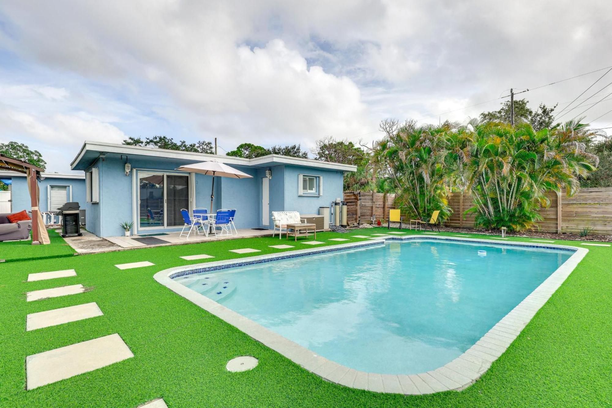 Lauderdale Vacation With Private Pool!