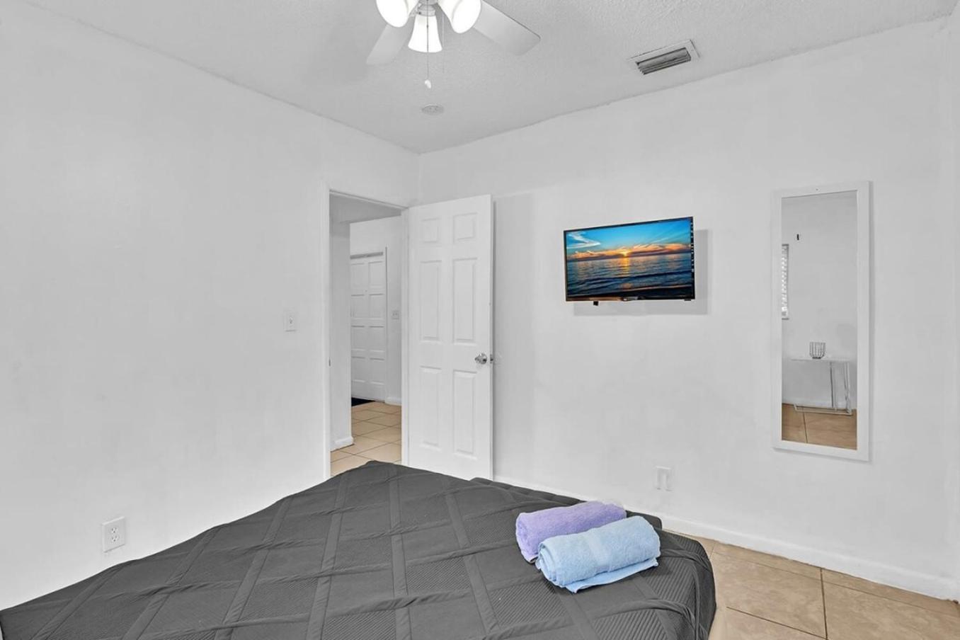 Lakeside 3 Bdrm & Casino L2