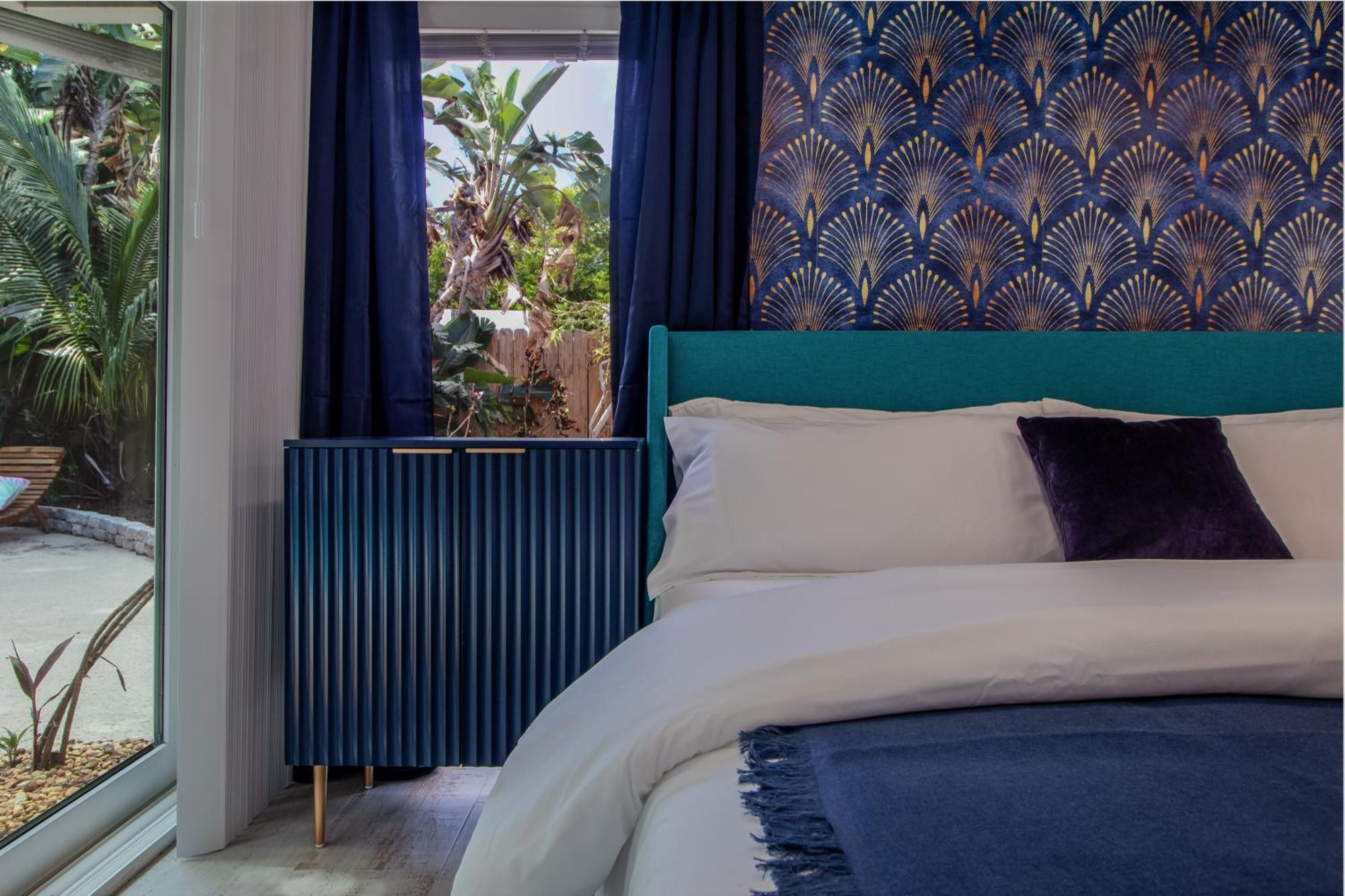 Holiday home 4bd Beachside Escape & Outdoor Oasis With Pool, Near Airport, Restaurants And Beaches