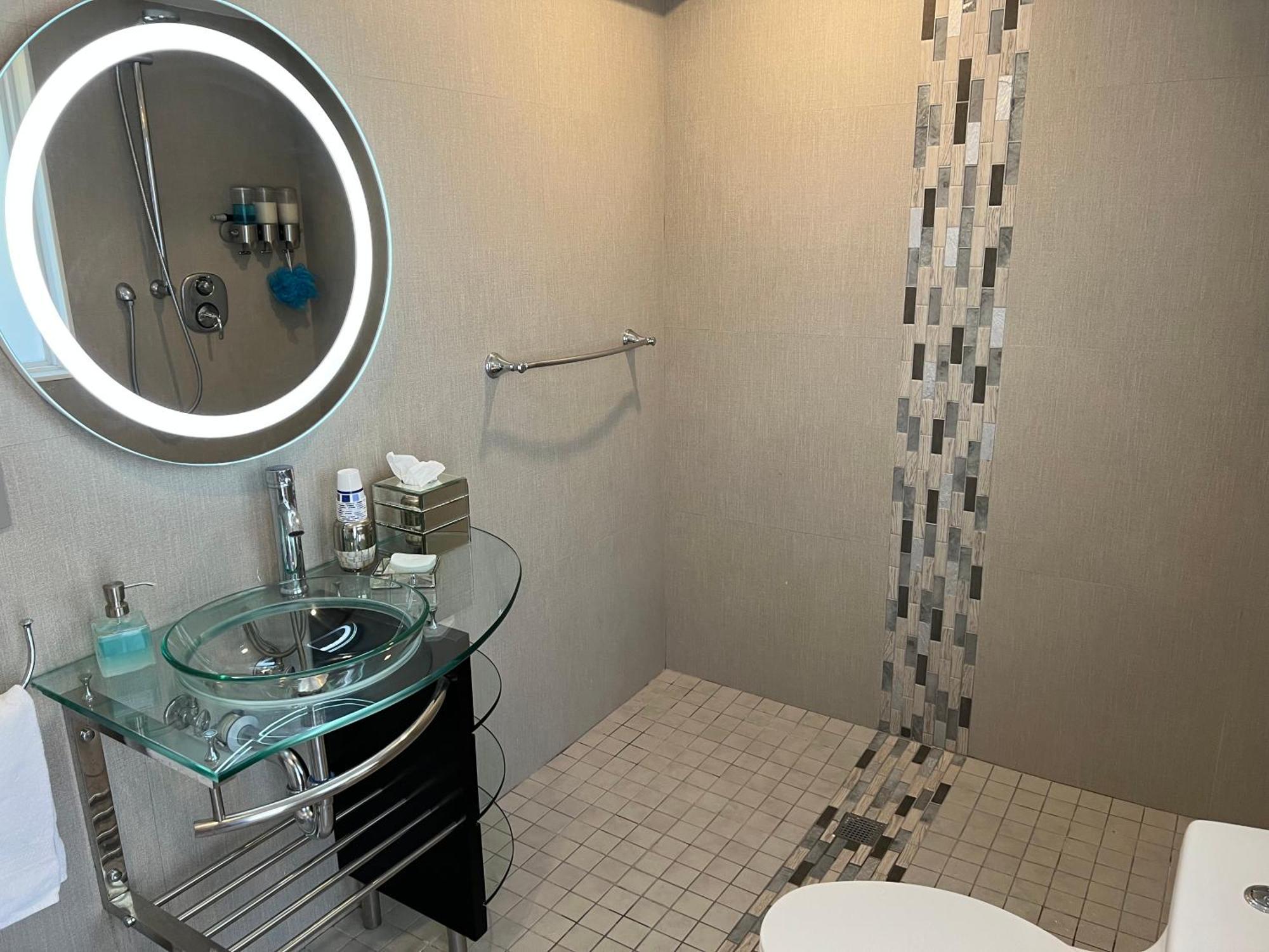 A Mens Oasis Bed & Breakfast Wilton Manors