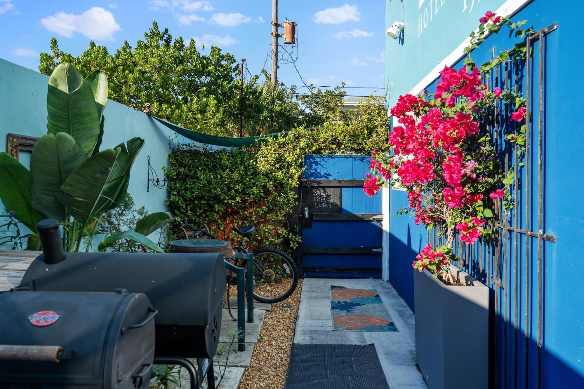 Blue Bell Apartment Fort Lauderdale