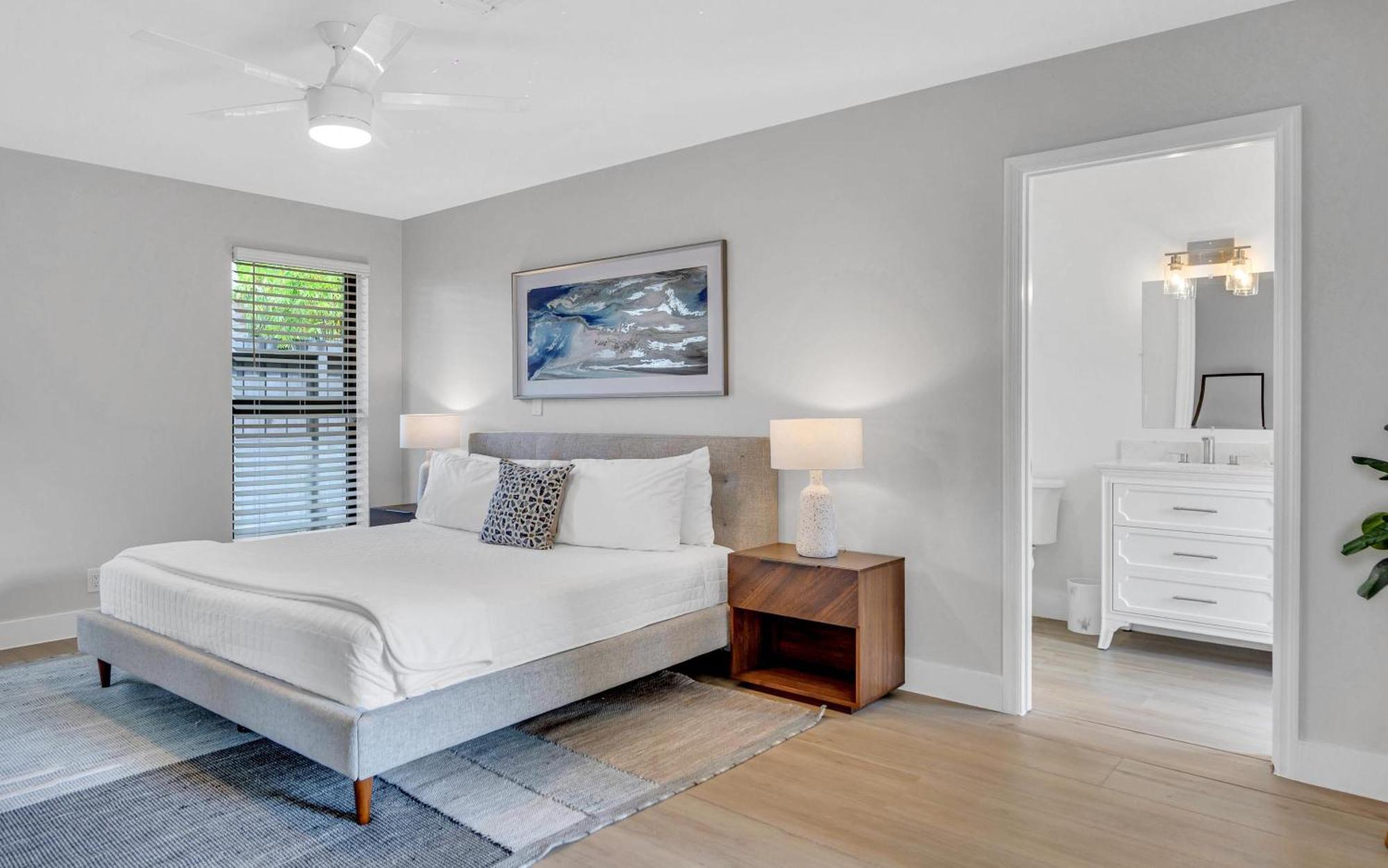 Open Concept Proximity Lush Neighborhood Pearl Key * Fort Lauderdale