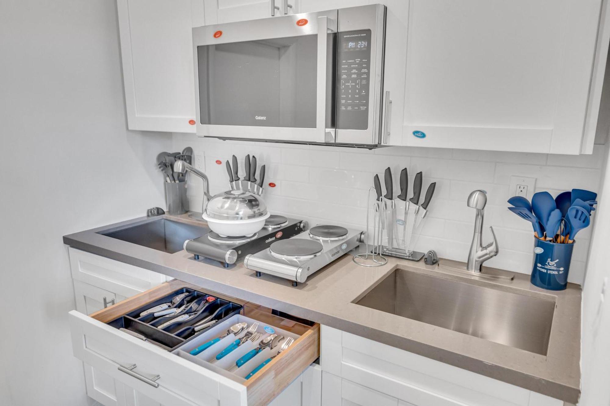 Holiday home Open Concept Proximity Lush Neighborhood Pearl Key