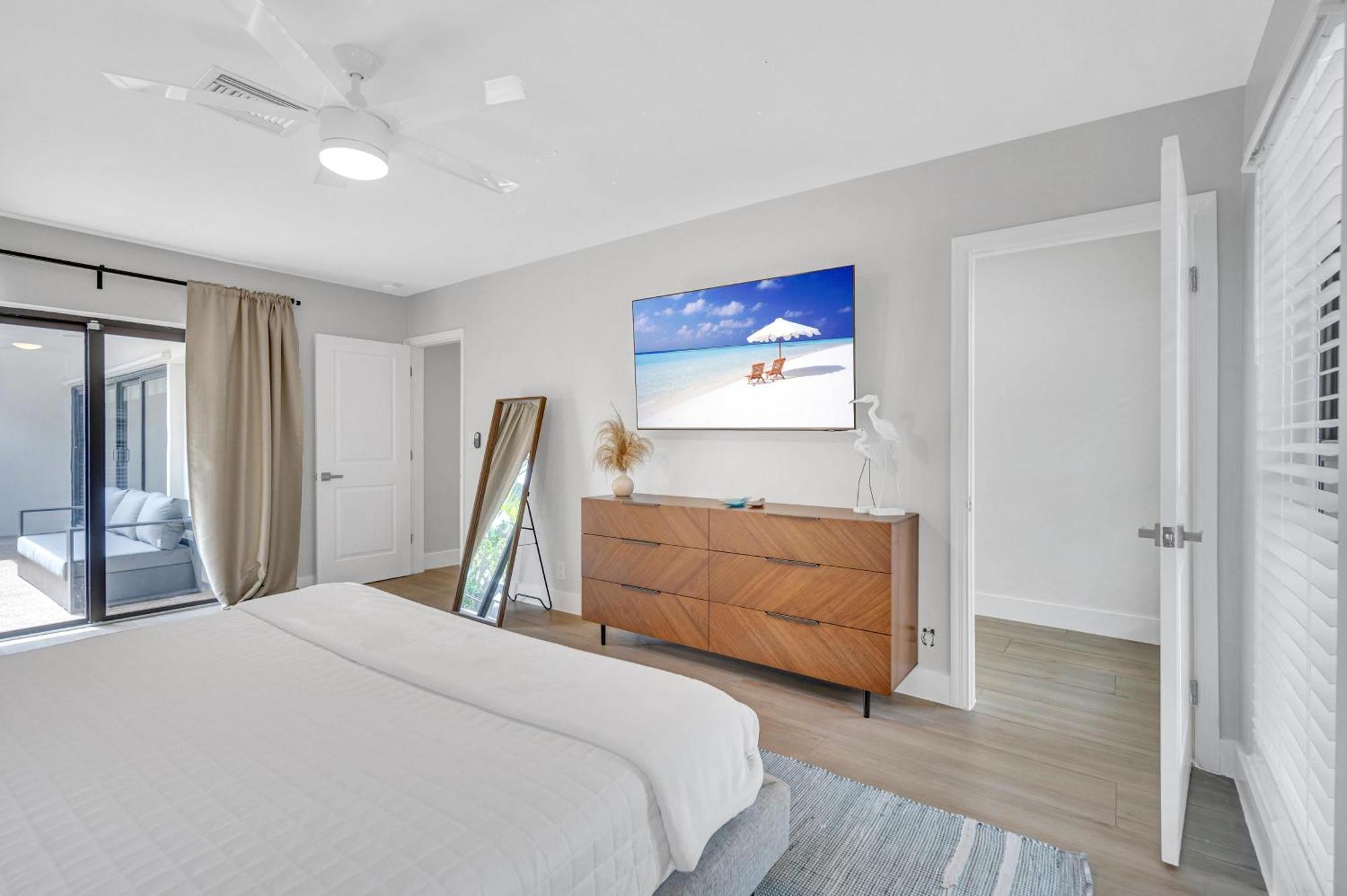 Open Concept Proximity Lush Neighborhood Pearl Key *