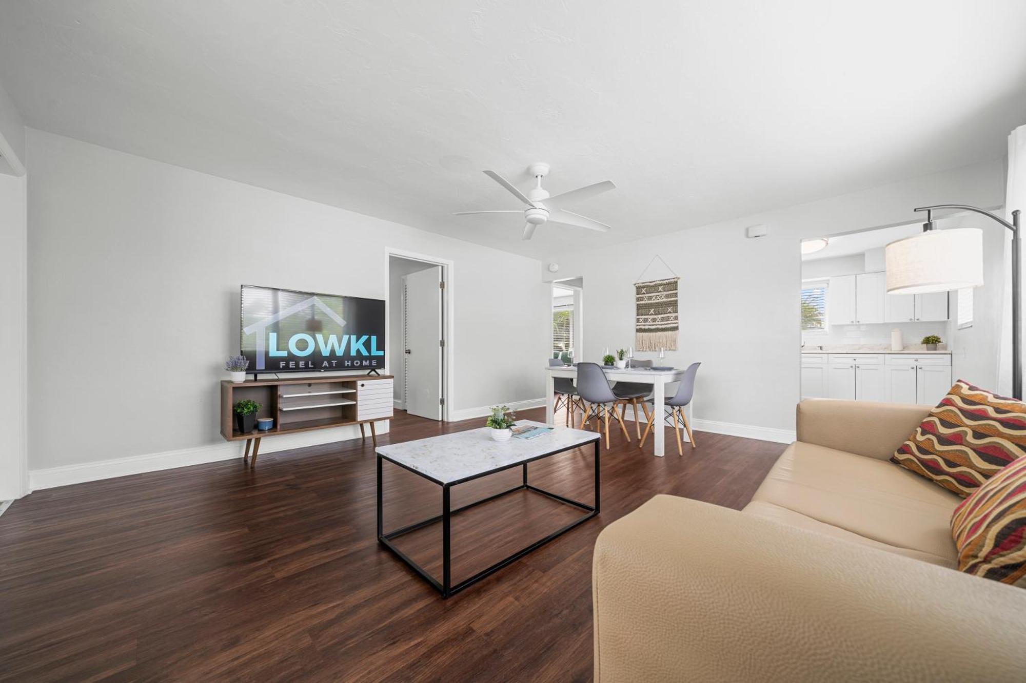 Apartment The Jasmine By Lowkl