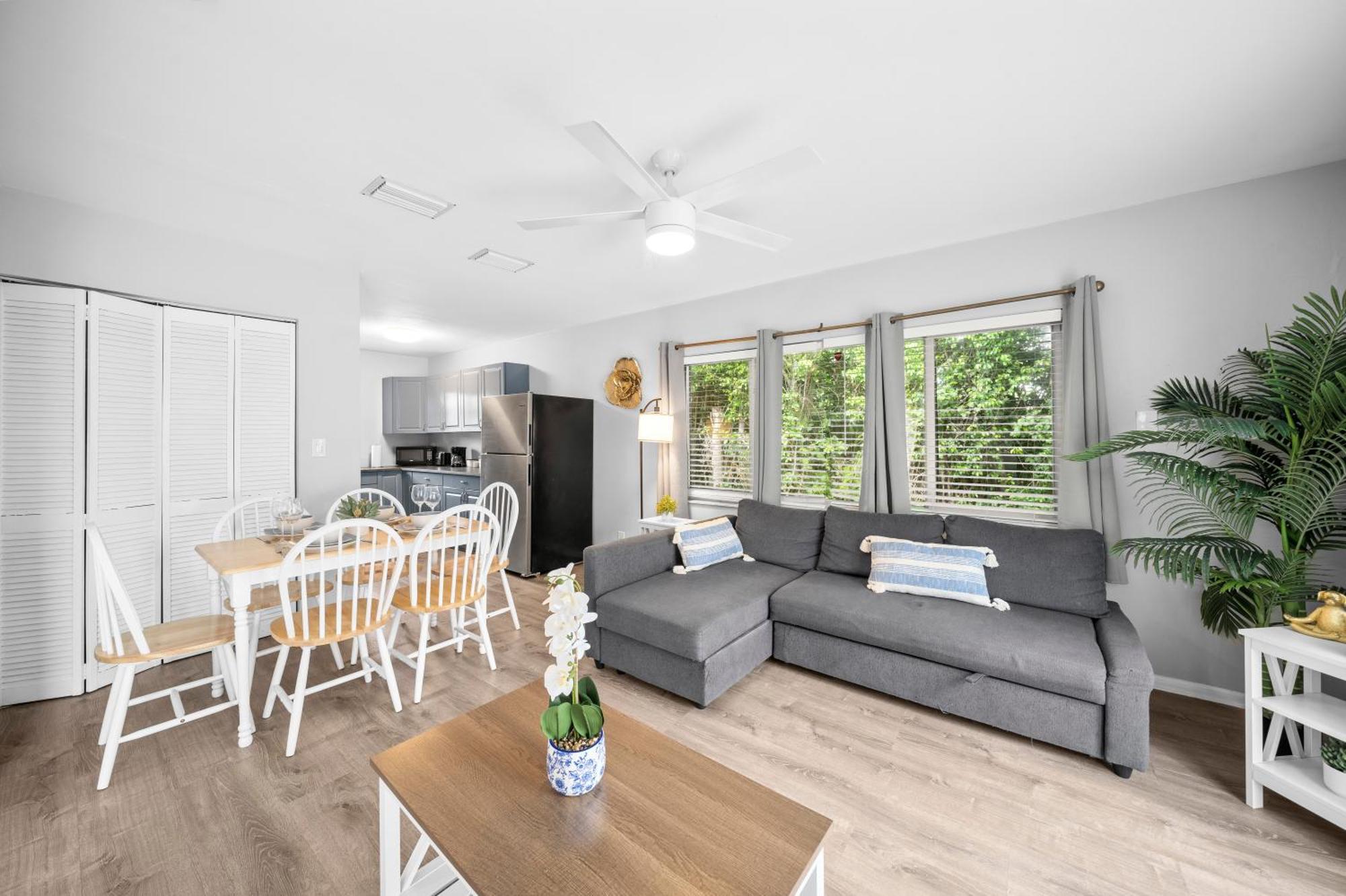 The Jasmine By Lowkl Apartment