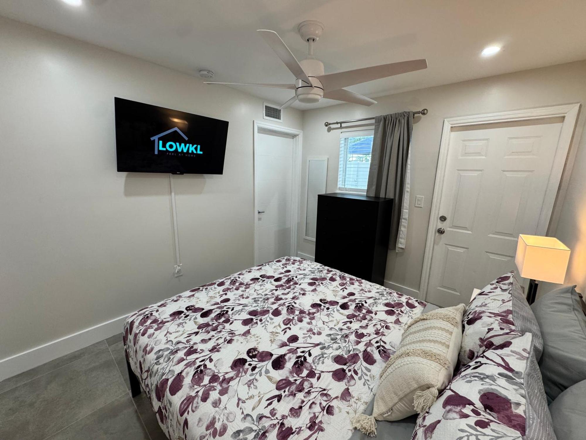 Apartment The Jasmine By Lowkl